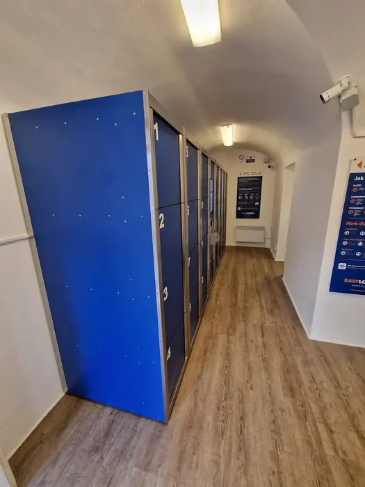 CCTV security cameras and smart lockers at EasyLocker Prague